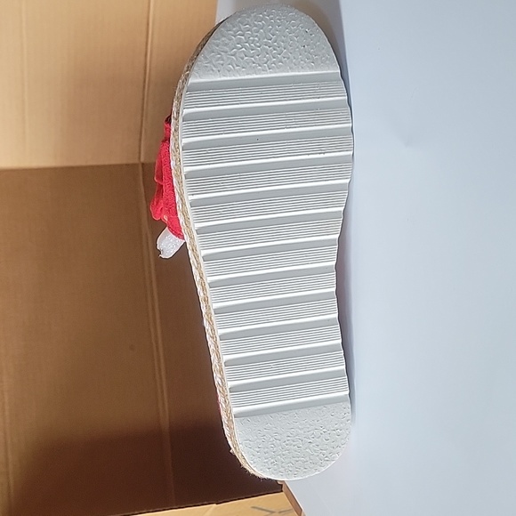 Slip-on sandals - Picture 4 of 5